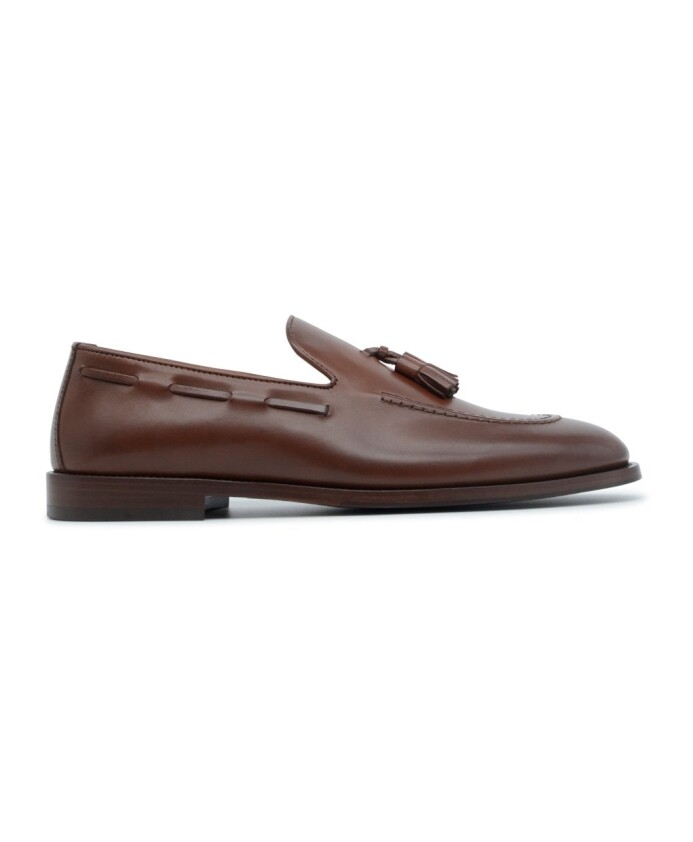 brown-leather-tassel-loafers