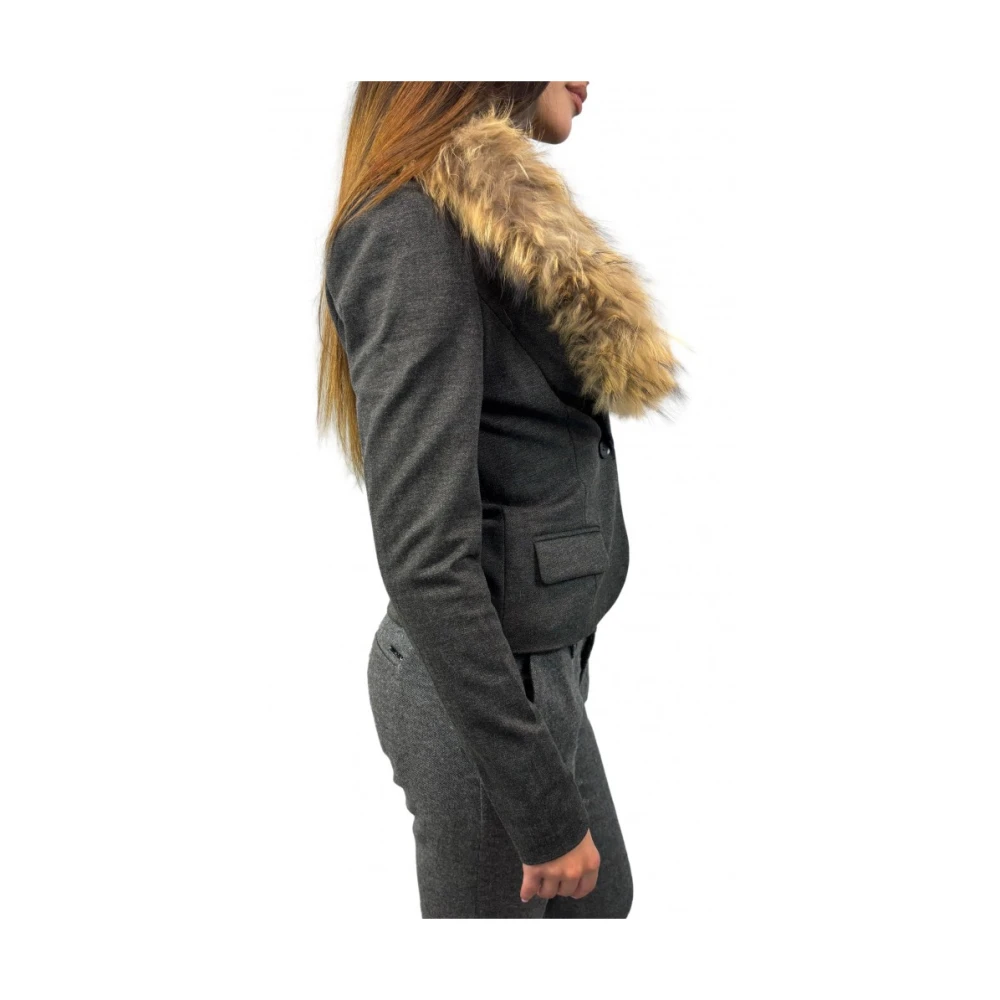 Fracomina Grijze knoopjas met afneembare nepbont Gray Dames
