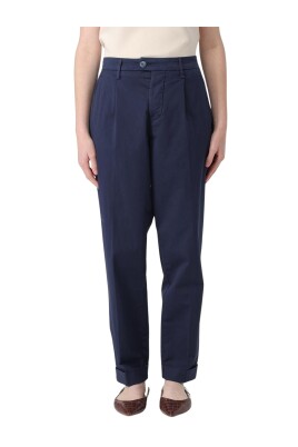 navy-pleated-pants
