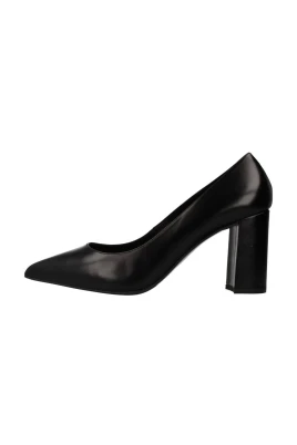 Salon 7 Pump