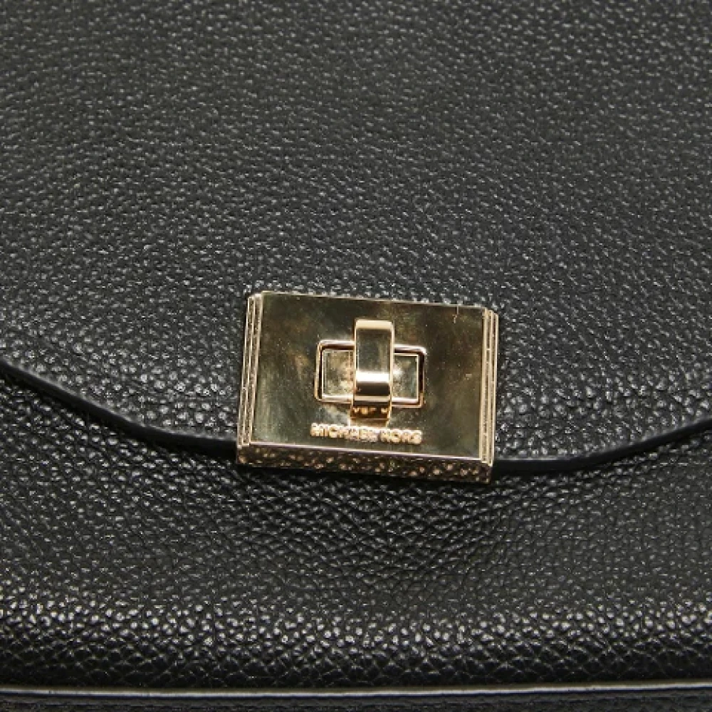 Michael Kors Pre-owned Leather shoulder-bags Black Dames