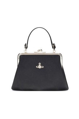 retro-style-handbag-with-snap-closure