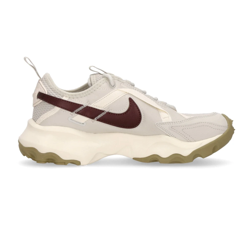 Nike - Shoes > Sneakers - Beige - Nike - Modalova