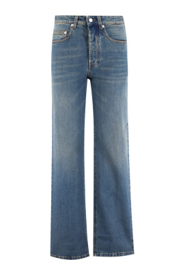 high-waisted-straight-jeans