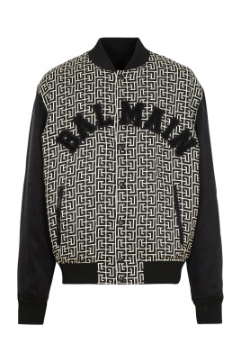 veste-varsity-monogrammee-a-patchs