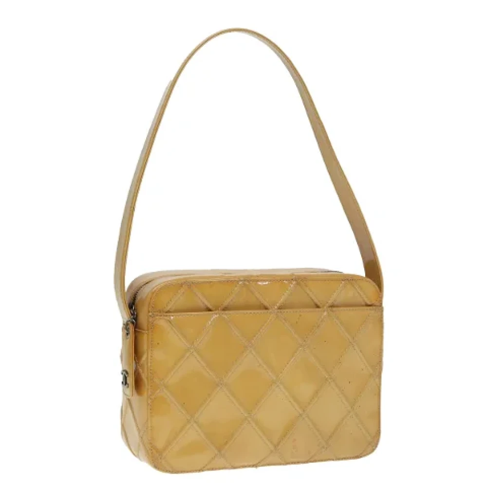 Chanel Vintage Pre-owned Canvas chanel-bags Yellow Dames