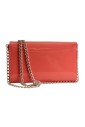 stylish-crossbody-bag-with-warmth