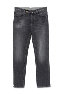 slim-fit-denim-jeans
