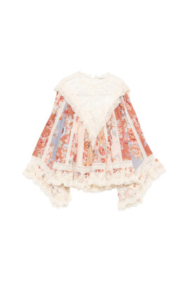 chemisier-a-imprime-floral-et-finitions-en-dentelle