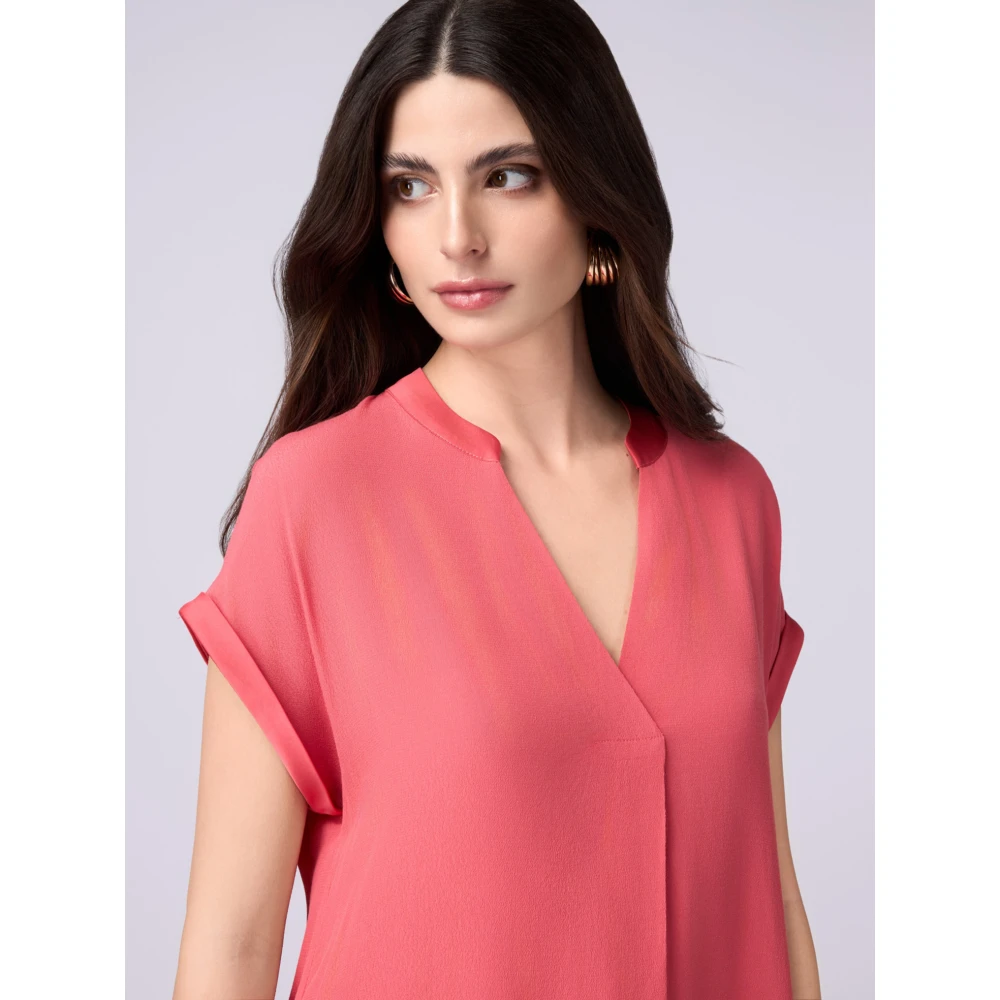 Oltre Viscose blouse met satijnen afwerking Red Dames