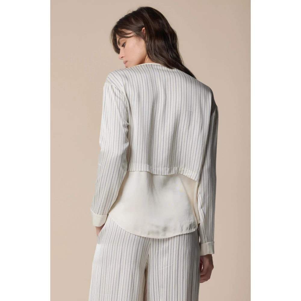 Kocca Stijlvolle Blouses voor Vrouwen Beige Dames