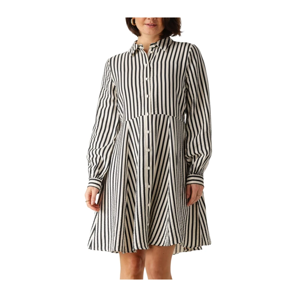 Y.A.S Beige Shirtjurk voor Stijlvolle Vrouwen Black Dames