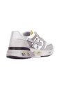 logo-sneakers-daim-semelle-en-caoutchouc-toile