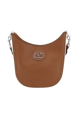 stud-shoulder-bag