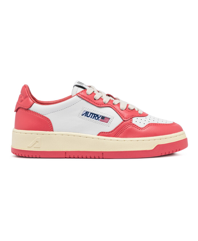 classic-white-sneakers