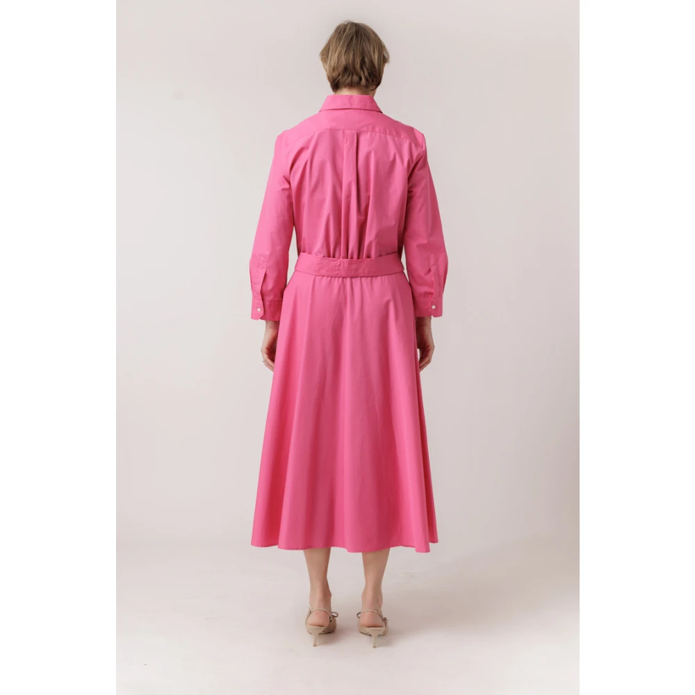 Sara Roka Maxi Jurk met Klassieke Kraag en Strik Detail Pink Dames