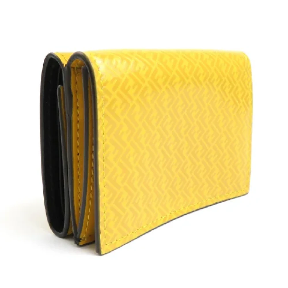 Fendi Vintage Pre-owned Leather wallets Yellow Dames