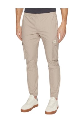 skinny-cargo-pants