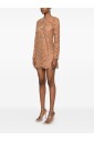 beige-jurk-elegant-en-veelzijdig