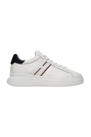 H580 Sneakers