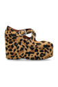 schoenen-met-hakken-kruislings