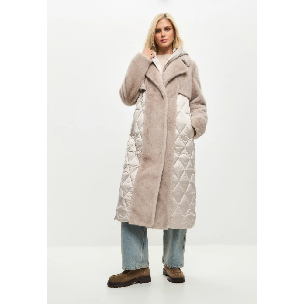 Cesare Gaspari Gewatteerde imitatiebont pareljas voor vrouwen met riem | Chique winterkleding Beige Dames