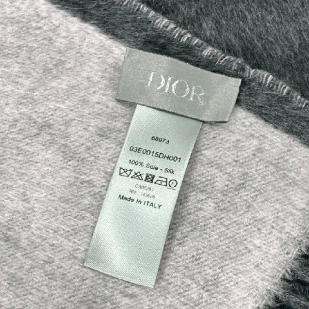 Dior Vintage Pre-owned Silk scarves Gray Dames
