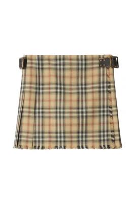 W Day Skirts