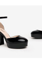 talons-noirs-a-plateforme