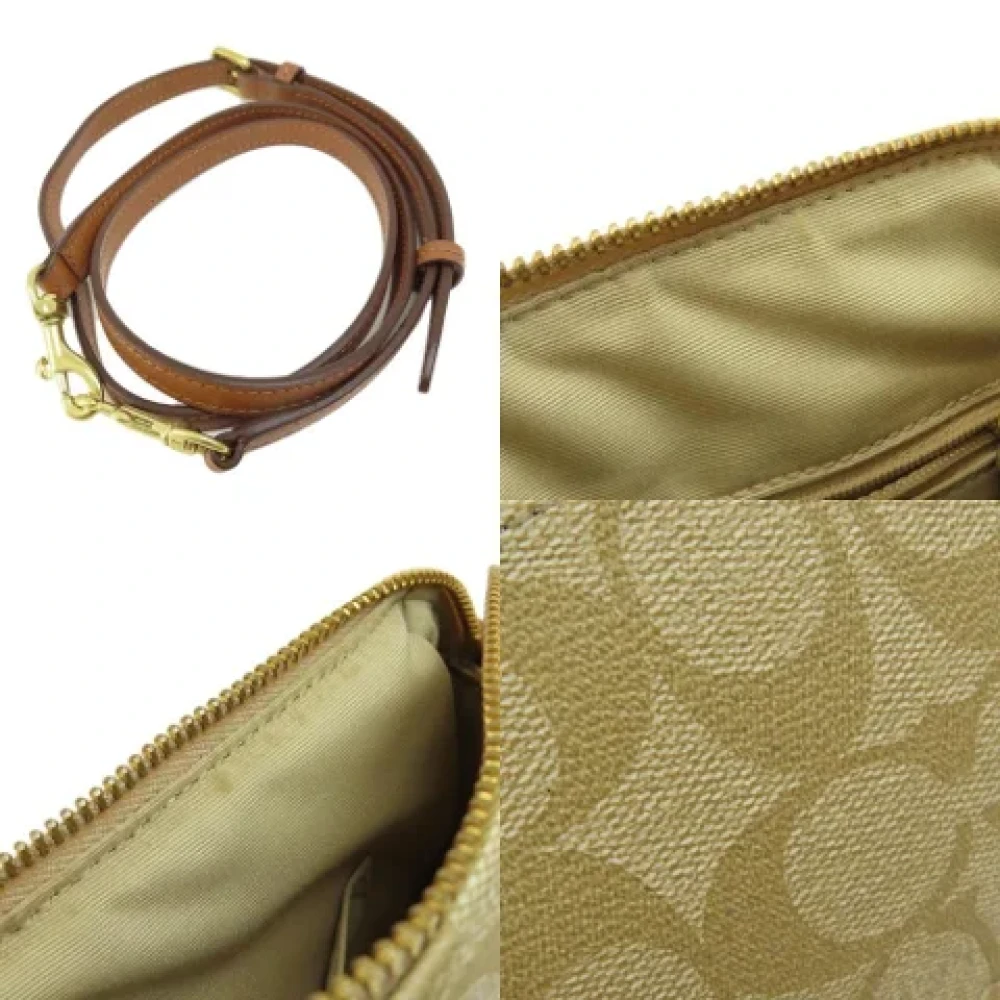 Coach Pre-owned Leather handbags Beige Dames
