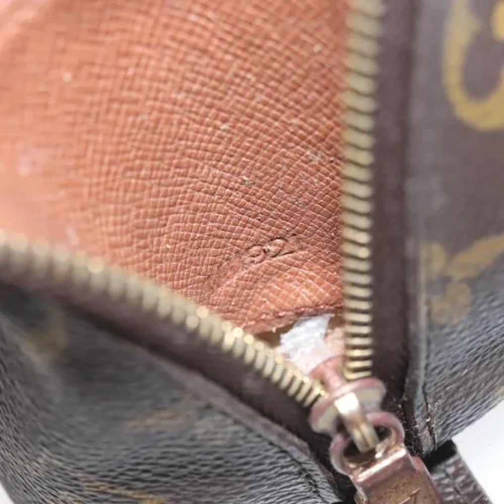 Louis Vuitton Vintage Pre-owned Canvas pouches Brown Dames