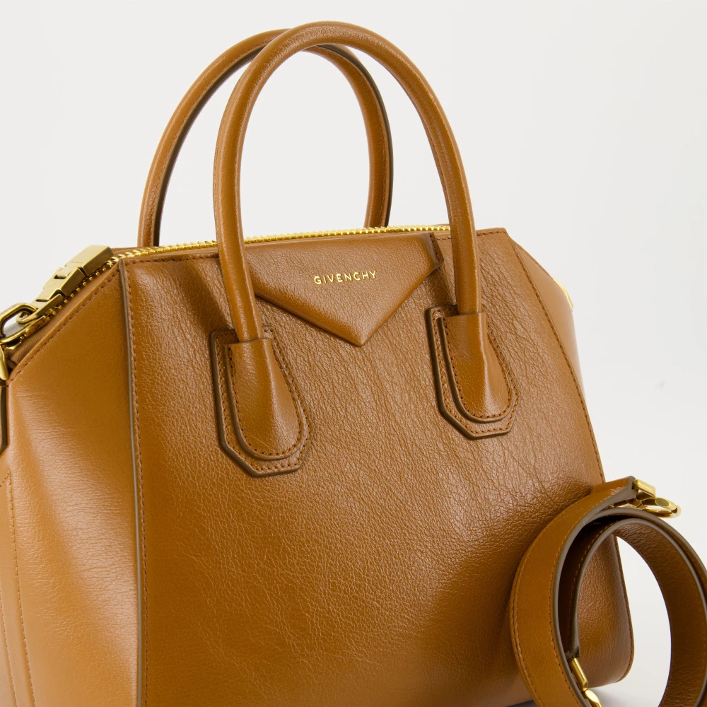 Givenchy Bruine Leren Antigona Tas Brown Dames