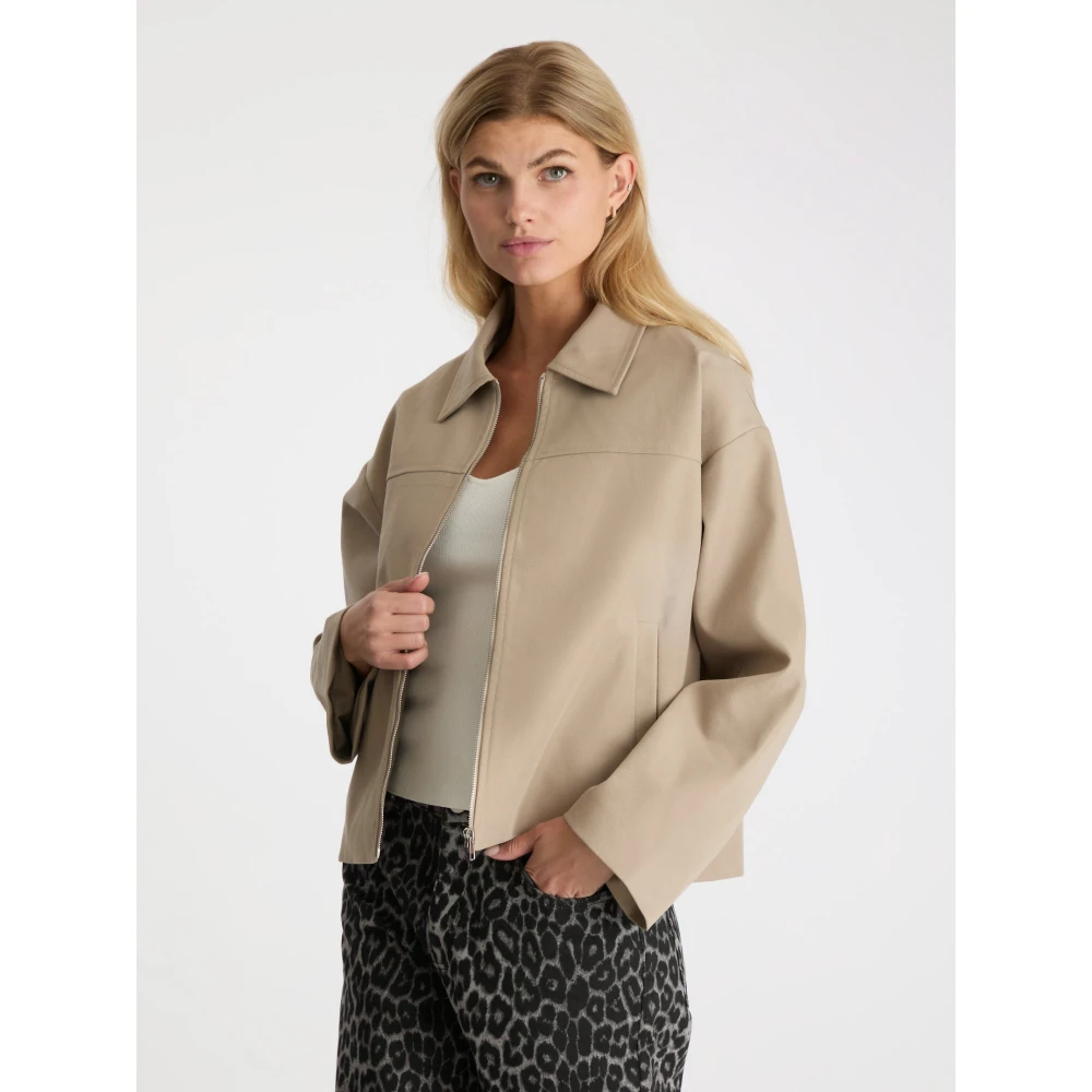 NEO NOIR Stijlvolle Titan Jacket Sand Beige Dames