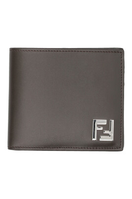 green-ss25-wallet-with-metal-ff-motif