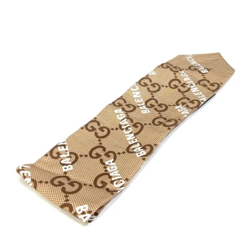 Gucci Vintage Pre-owned Fabric scarves Brown Dames