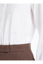 chemise-blanche-classique-a-col-pointu