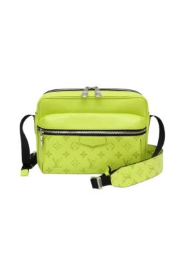 Pre-owned Outdoor Messenger PM