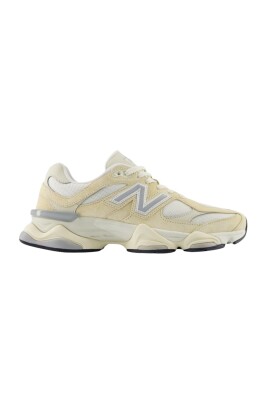 retro-classic-street-sneakers