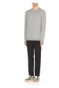 pull-en-laine-avec-details-contrastants