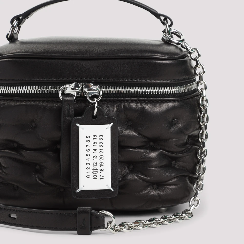 Maison Margiela Geborduurde Toilettas voor Glamoureuze Stijl Black Dames
