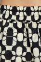 shorts-a-motif