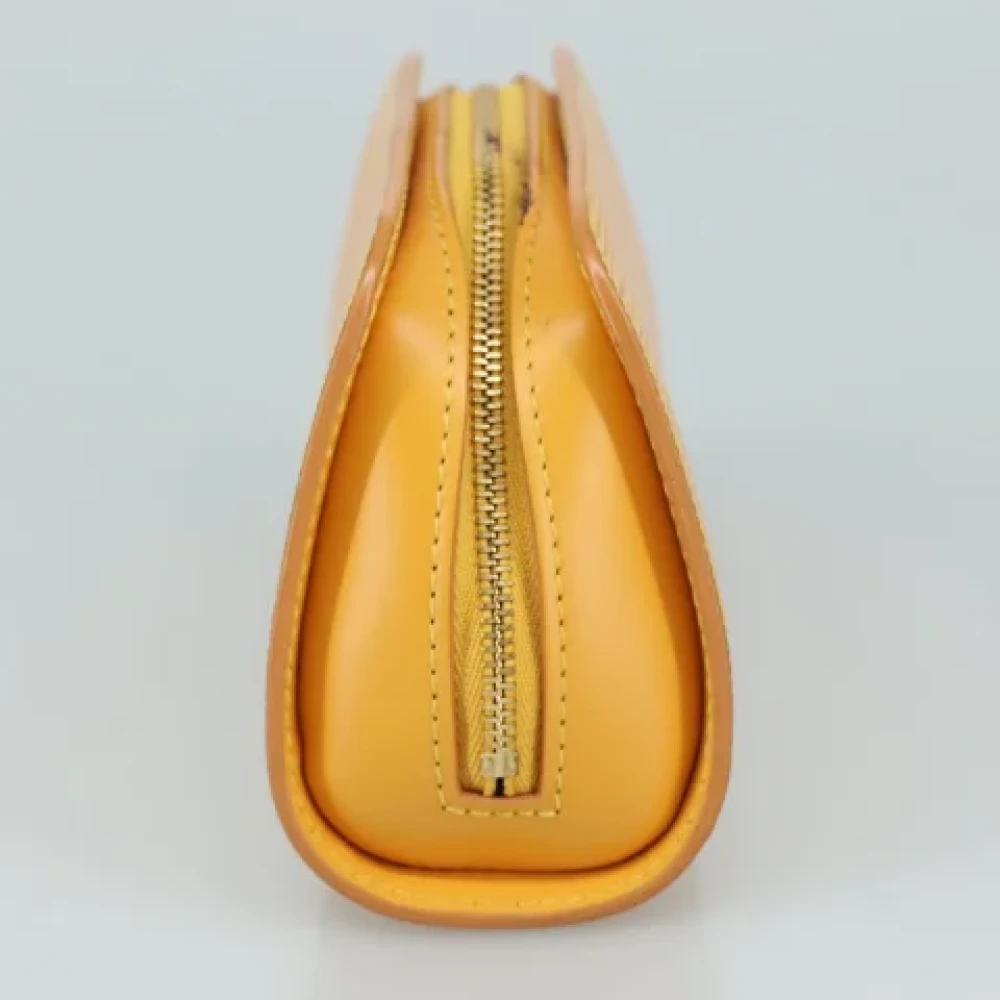 Louis Vuitton Vintage Pre-owned Leather pouches Yellow Dames