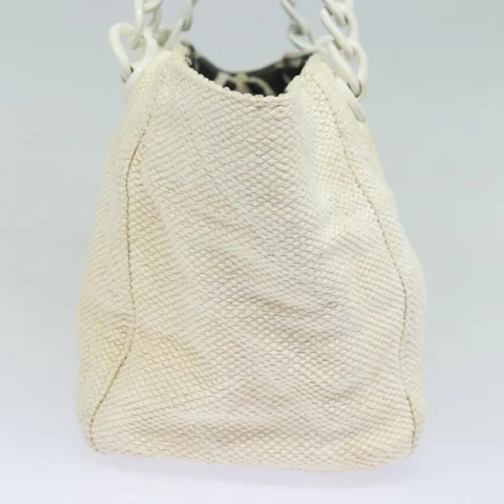 Chanel Vintage Pre-owned Fabric totes White Dames