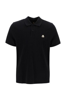 polo-avec-logo-dore