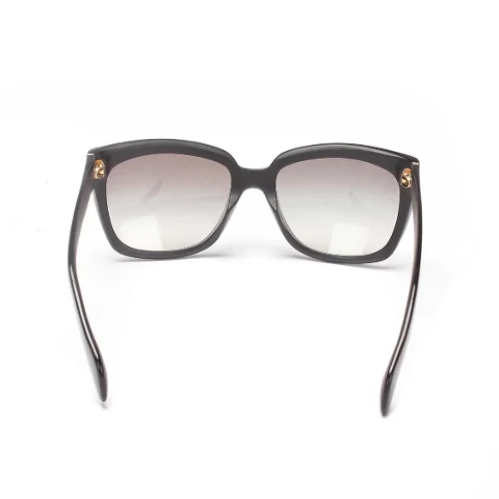 Prada Vintage Pre-owned Plastic sunglasses Black Dames