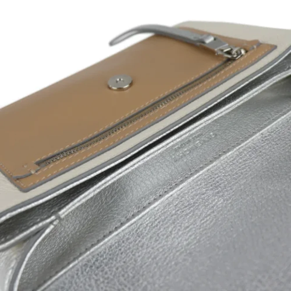 Givenchy Pre-owned Fabric shoulder-bags Gray Dames