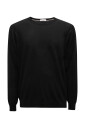 pull-en-laine-noir-col-rond-style