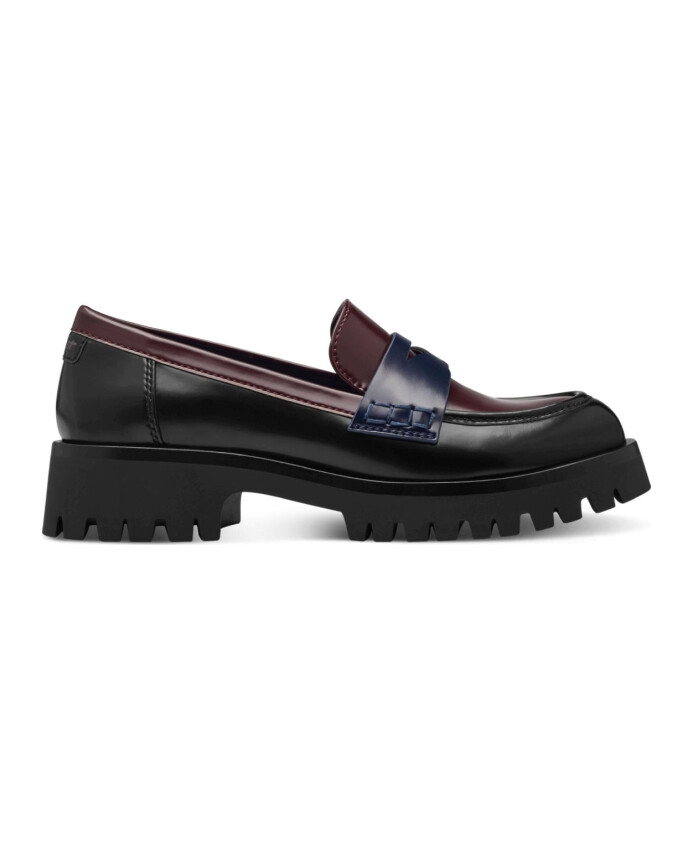 red-casual-closed-loafers