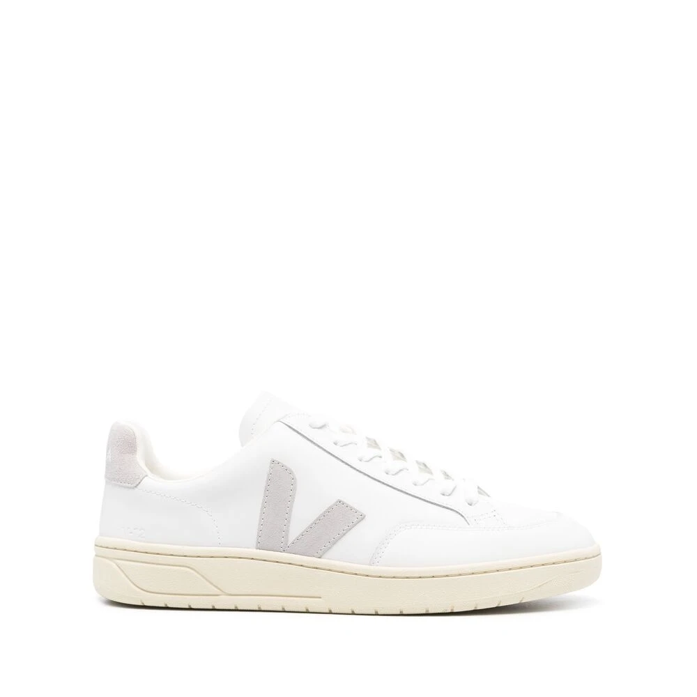 Veja Witte Sneaker met Suède Inzetstukken White Heren