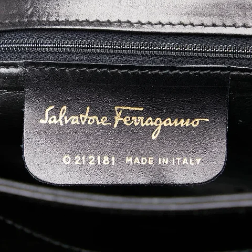Salvatore Ferragamo Pre-owned Leather handbags Black Dames